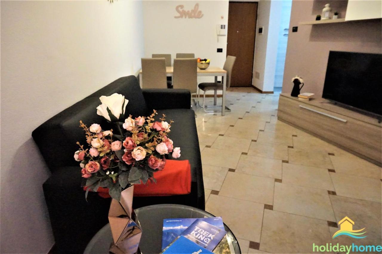 Garda Smile Apartment *